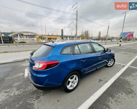 Синий Рено Меган, объемом двигателя 1.6 л и пробегом 252 тыс. км за 7000 $, фото 22 на Automoto.ua