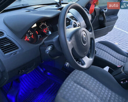 Синий Рено Меган, объемом двигателя 1.6 л и пробегом 260 тыс. км за 5800 $, фото 25 на Automoto.ua
