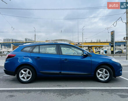 Синий Рено Меган, объемом двигателя 1.6 л и пробегом 252 тыс. км за 7000 $, фото 16 на Automoto.ua