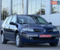 Рено Меган 2009 у Белой Церкве на Automoto.ua Синій Рено Меган, об'ємом двигуна 1.6 л та пробігом 202 тис. км за 5500 $, фото 53 на Automoto.ua
