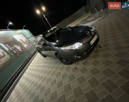 Синий Рено Меган, объемом двигателя 1.6 л и пробегом 231 тыс. км за 5500 $, фото 5 на Automoto.ua