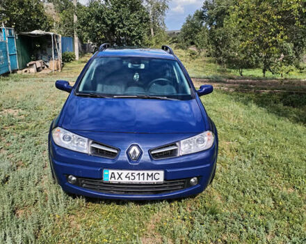 Синий Рено Меган, объемом двигателя 1.6 л и пробегом 220 тыс. км за 6200 $, фото 3 на Automoto.ua
