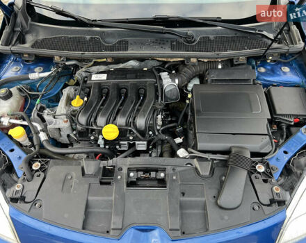 Синій Рено Меган, об'ємом двигуна 1.6 л та пробігом 252 тис. км за 6750 $, фото 56 на Automoto.ua