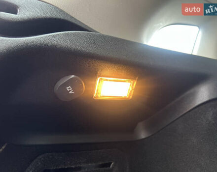Синий Рено Меган, объемом двигателя 1.6 л и пробегом 252 тыс. км за 7000 $, фото 60 на Automoto.ua