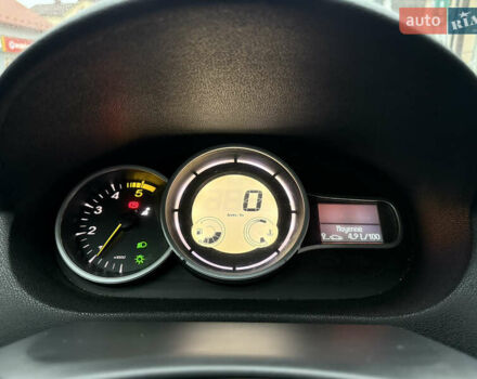 Синий Рено Меган, объемом двигателя 1.46 л и пробегом 220 тыс. км за 5600 $, фото 37 на Automoto.ua