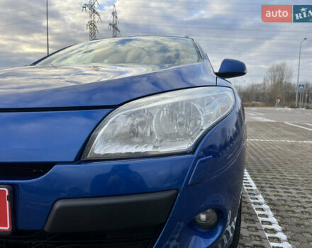 Синій Рено Меган, об'ємом двигуна 1.6 л та пробігом 252 тис. км за 6750 $, фото 19 на Automoto.ua