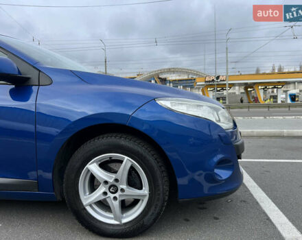 Синий Рено Меган, объемом двигателя 1.6 л и пробегом 252 тыс. км за 7000 $, фото 27 на Automoto.ua