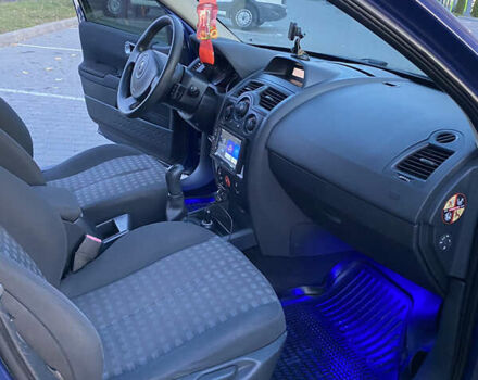 Синий Рено Меган, объемом двигателя 1.6 л и пробегом 260 тыс. км за 5800 $, фото 16 на Automoto.ua