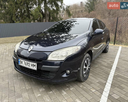 Синий Рено Меган, объемом двигателя 1.46 л и пробегом 220 тыс. км за 5600 $, фото 14 на Automoto.ua
