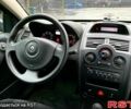 Синий Рено Меган, объемом двигателя 1.6 л и пробегом 180 тыс. км за 5600 $, фото 5 на Automoto.ua