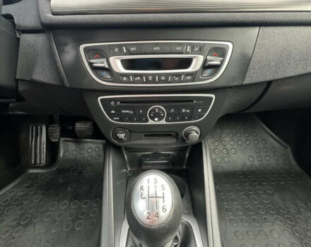 Синий Рено Меган, объемом двигателя 1.6 л и пробегом 252 тыс. км за 7000 $, фото 50 на Automoto.ua