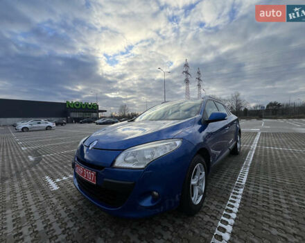 Синій Рено Меган, об'ємом двигуна 1.6 л та пробігом 252 тис. км за 6750 $, фото 18 на Automoto.ua