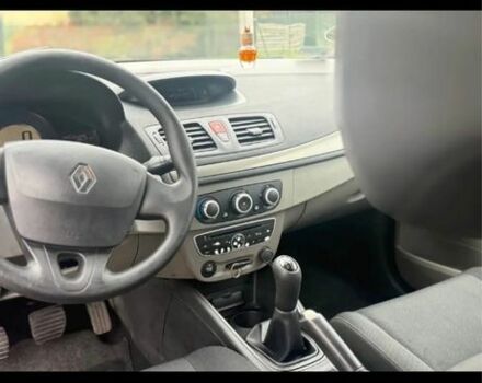 Синий Рено Меган, объемом двигателя 1.5 л и пробегом 346 тыс. км за 2999 $, фото 11 на Automoto.ua