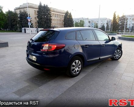 Синий Рено Меган, объемом двигателя 1.5 л и пробегом 300 тыс. км за 6200 $, фото 3 на Automoto.ua