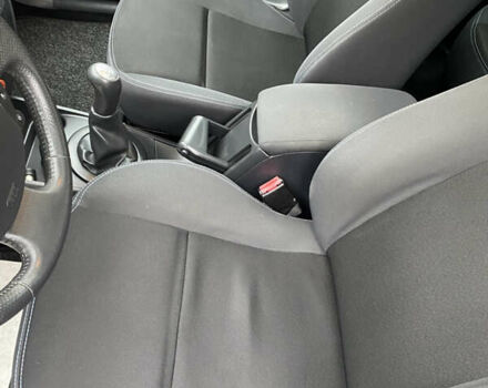 Синій Рено Меган, об'ємом двигуна 1.6 л та пробігом 186 тис. км за 6500 $, фото 14 на Automoto.ua