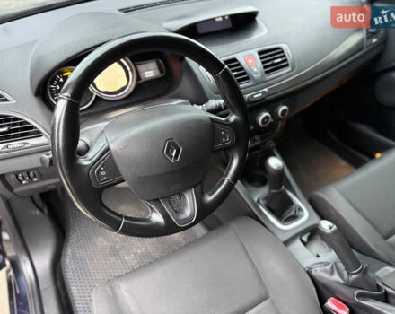 Синий Рено Меган, объемом двигателя 1.46 л и пробегом 220 тыс. км за 5600 $, фото 18 на Automoto.ua