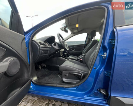 Синій Рено Меган, об'ємом двигуна 1.6 л та пробігом 252 тис. км за 6750 $, фото 35 на Automoto.ua