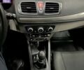 Синій Рено Меган, об'ємом двигуна 1.6 л та пробігом 172 тис. км за 7800 $, фото 58 на Automoto.ua