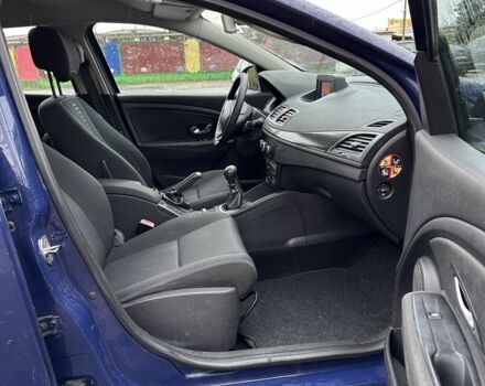 Синий Рено Меган, объемом двигателя 1.5 л и пробегом 270 тыс. км за 3799 $, фото 13 на Automoto.ua