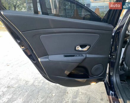 Синій Рено Меган, об'ємом двигуна 1.46 л та пробігом 260 тис. км за 7599 $, фото 23 на Automoto.ua