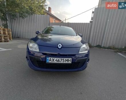 Синий Рено Меган, объемом двигателя 1.5 л и пробегом 249 тыс. км за 7000 $, фото 2 на Automoto.ua
