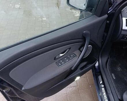 Синий Рено Меган, объемом двигателя 1.46 л и пробегом 241 тыс. км за 7000 $, фото 5 на Automoto.ua