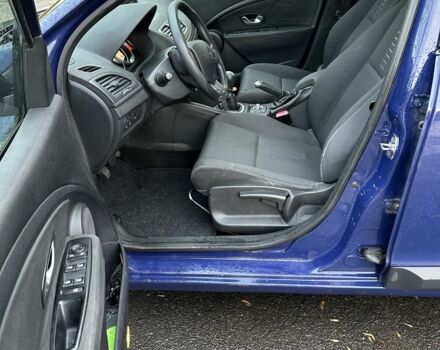 Синий Рено Меган, объемом двигателя 1.5 л и пробегом 270 тыс. км за 3799 $, фото 6 на Automoto.ua