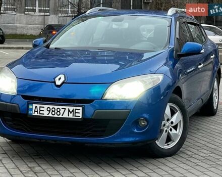 Синий Рено Меган, объемом двигателя 1.46 л и пробегом 310 тыс. км за 7700 $, фото 2 на Automoto.ua