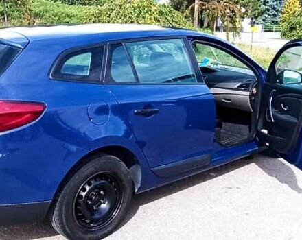 Рено Меган 2010 у Умани на Automoto.ua Синій Рено Меган, об'ємом двигуна 1.46 л та пробігом 210 тис. км за 6700 $, фото 14 на Automoto.ua