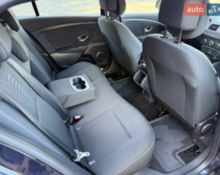 Синий Рено Меган, объемом двигателя 1.6 л и пробегом 190 тыс. км за 7450 $, фото 16 на Automoto.ua