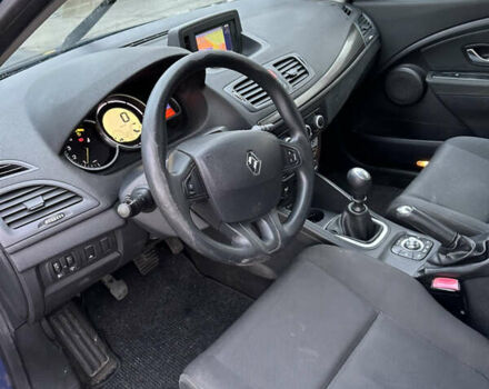 Синий Рено Меган, объемом двигателя 1.5 л и пробегом 270 тыс. км за 3899 $, фото 6 на Automoto.ua