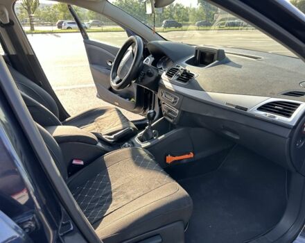 Синий Рено Меган, объемом двигателя 1.5 л и пробегом 244 тыс. км за 6900 $, фото 11 на Automoto.ua