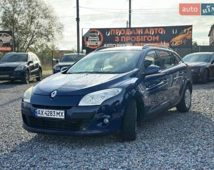 Синій Рено Меган, об'ємом двигуна 1.6 л та пробігом 176 тис. км за 6800 $, фото 1 на Automoto.ua