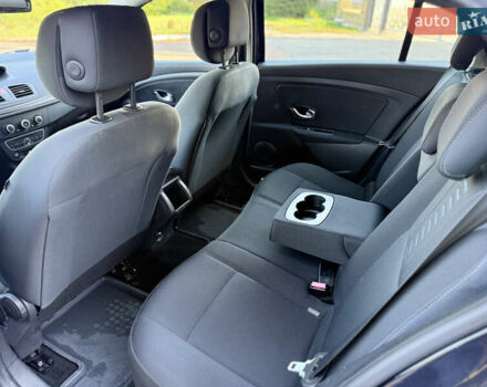 Синий Рено Меган, объемом двигателя 1.6 л и пробегом 190 тыс. км за 7450 $, фото 18 на Automoto.ua