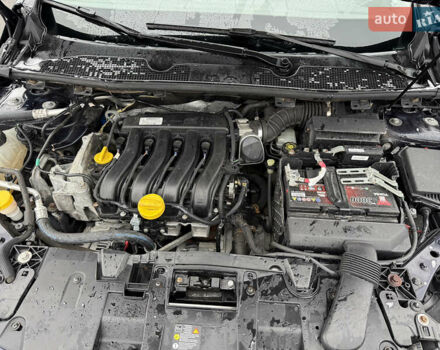 Синий Рено Меган, объемом двигателя 1.6 л и пробегом 141 тыс. км за 7750 $, фото 31 на Automoto.ua