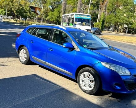 Синий Рено Меган, объемом двигателя 1.5 л и пробегом 350 тыс. км за 6300 $, фото 2 на Automoto.ua