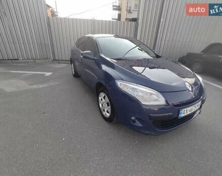 Синий Рено Меган, объемом двигателя 1.5 л и пробегом 249 тыс. км за 7000 $, фото 1 на Automoto.ua