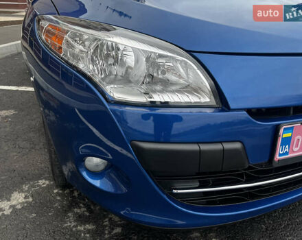Синий Рено Меган, объемом двигателя 1.4 л и пробегом 238 тыс. км за 6999 $, фото 5 на Automoto.ua
