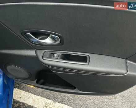 Синий Рено Меган, объемом двигателя 1.4 л и пробегом 238 тыс. км за 6999 $, фото 67 на Automoto.ua