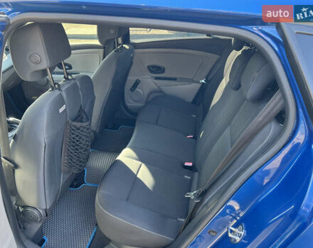 Синий Рено Меган, объемом двигателя 1.6 л и пробегом 218 тыс. км за 6800 $, фото 11 на Automoto.ua