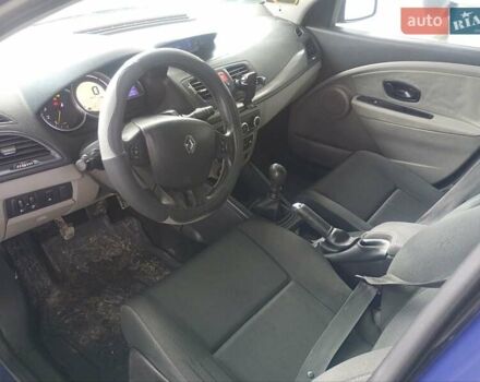 Синий Рено Меган, объемом двигателя 1.46 л и пробегом 250 тыс. км за 5800 $, фото 12 на Automoto.ua