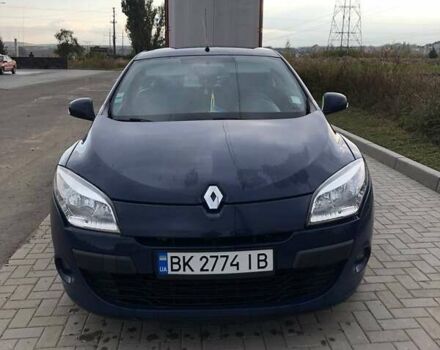 Синий Рено Меган, объемом двигателя 1.5 л и пробегом 300 тыс. км за 6500 $, фото 1 на Automoto.ua