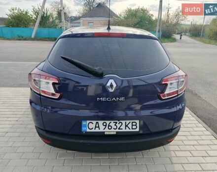 Синий Рено Меган, объемом двигателя 1.46 л и пробегом 258 тыс. км за 6800 $, фото 4 на Automoto.ua
