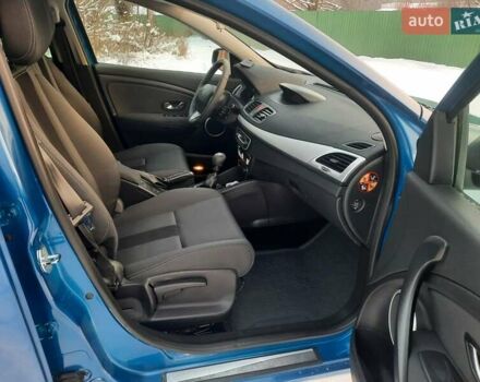 Синій Рено Меган, об'ємом двигуна 1.6 л та пробігом 178 тис. км за 7900 $, фото 69 на Automoto.ua