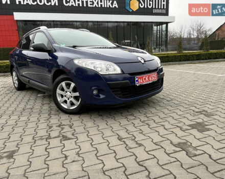 Синий Рено Меган, объемом двигателя 1.6 л и пробегом 150 тыс. км за 7200 $, фото 19 на Automoto.ua