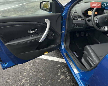 Синий Рено Меган, объемом двигателя 1.4 л и пробегом 238 тыс. км за 6999 $, фото 33 на Automoto.ua