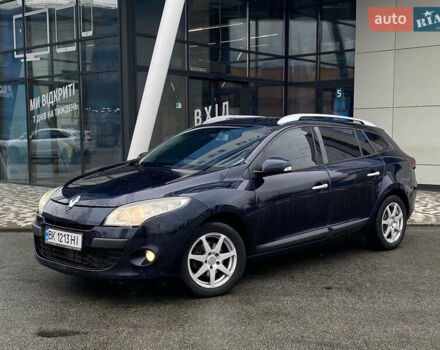 Рено Меган 2011 в Киеве на Automoto.ua Синий Рено Меган, объемом двигателя 1.5 л и пробегом 356 тыс. км за 6700 $, фото 9 на Automoto.ua