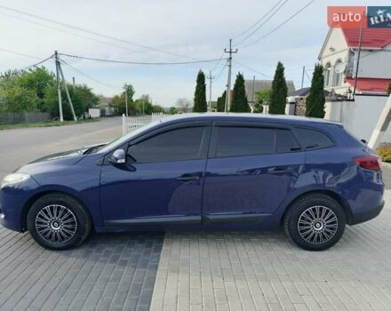 Синий Рено Меган, объемом двигателя 1.46 л и пробегом 258 тыс. км за 6800 $, фото 2 на Automoto.ua