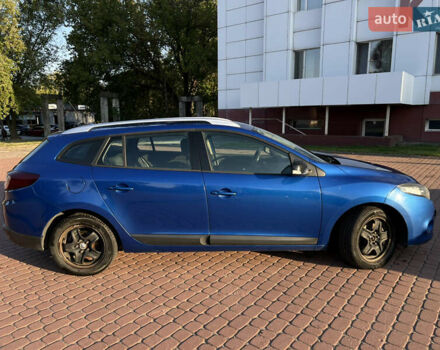 Синий Рено Меган, объемом двигателя 1.46 л и пробегом 300 тыс. км за 7000 $, фото 2 на Automoto.ua