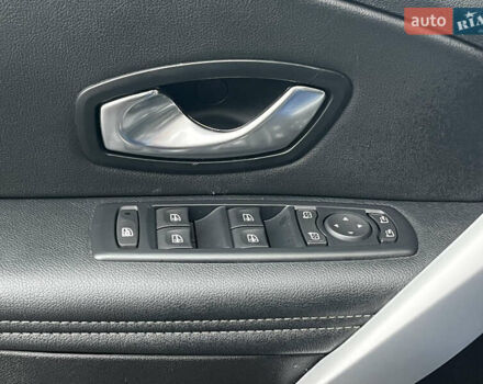 Синий Рено Меган, объемом двигателя 1.4 л и пробегом 238 тыс. км за 6999 $, фото 35 на Automoto.ua